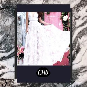 Sherri Hill Dress 🚨I only sell on PoshMark🚨